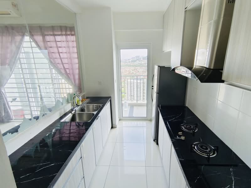 Condominium for Sale at Imperial Residences - Kent Lai - Kitchen - PropertyGuru.com.my