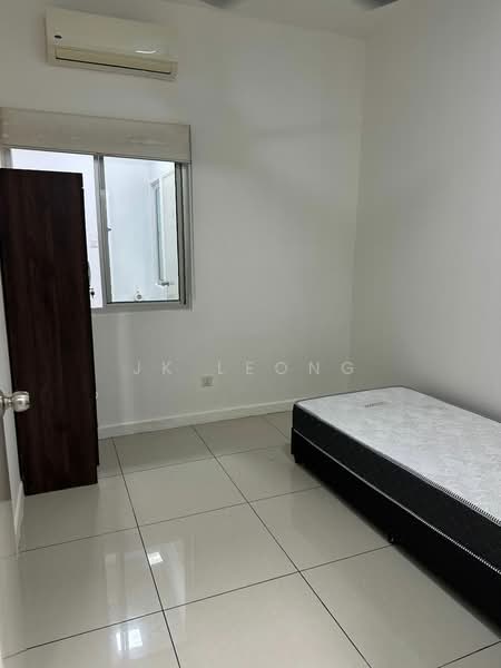 Service Residence for Sale at Savanna Executive Suite @ Southville City - JK Leong - Bedroom - PropertyGuru.com.my