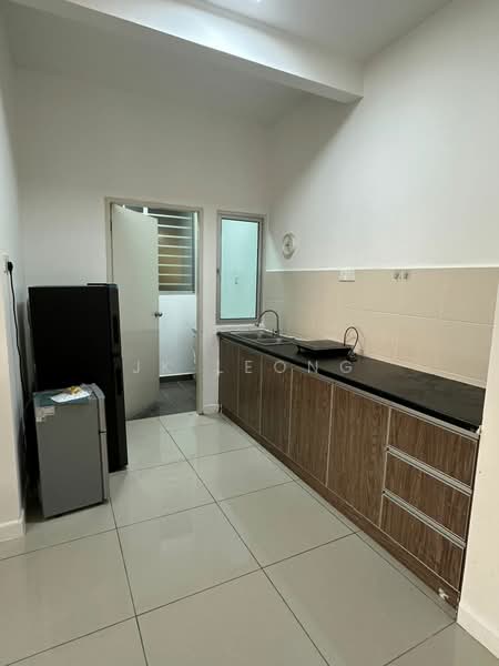 Service Residence for Sale at Savanna Executive Suite @ Southville City - JK Leong - Kitchen - PropertyGuru.com.my