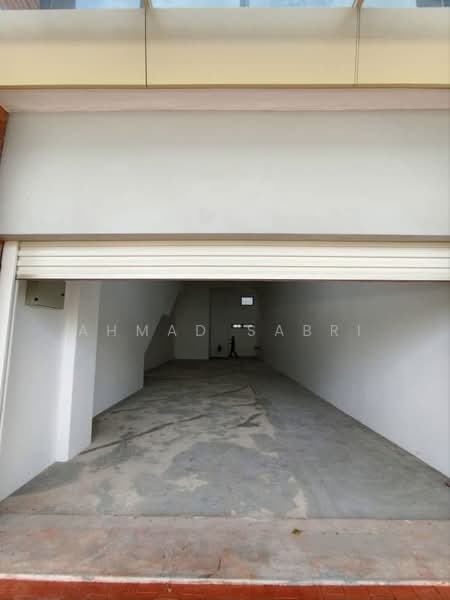 Shop for Rent in Gamuda Cove (Dengkil) - Ahmad Sabri - Entrance - PropertyGuru.com.my