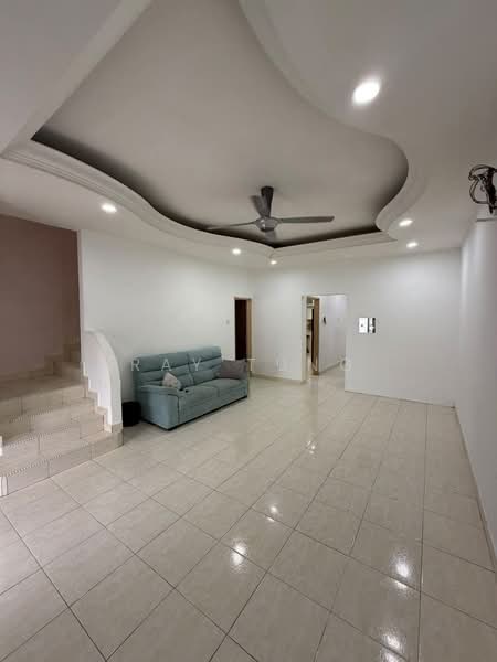 2-storey Terraced House for Rent in Taman Bestari Indah (Ulu Tiram) - Ray Tung - Living Room - PropertyGuru.com.my