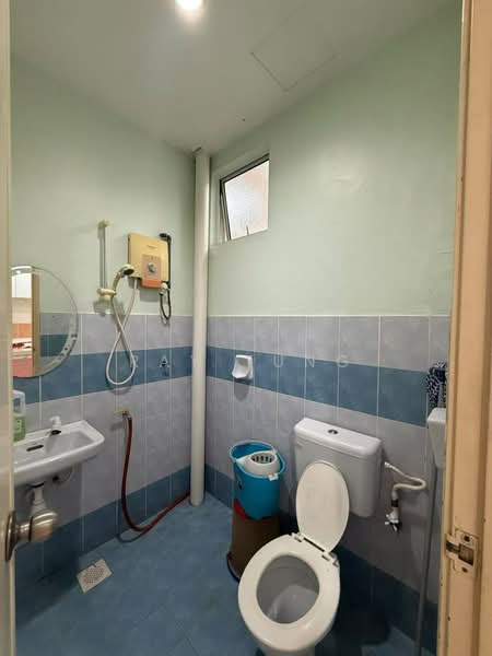2-storey Terraced House for Rent in Taman Bestari Indah (Ulu Tiram) - Ray Tung - Bathroom - PropertyGuru.com.my