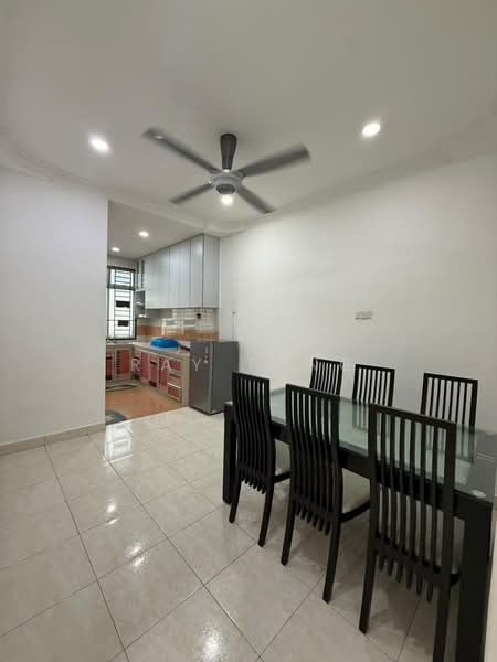 2-storey Terraced House for Rent in Taman Bestari Indah (Ulu Tiram) - Ray Tung - Kitchen - PropertyGuru.com.my