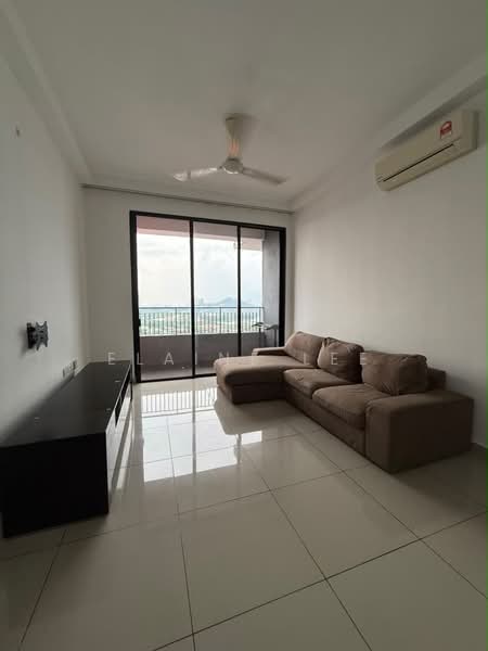 Townhouse for Rent in Sepang (Selangor) - Elaine Lee - Living Room - PropertyGuru.com.my