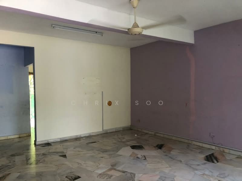 2-storey Terraced House for Rent in Desa Casuarina (Nilai) - Chrix Soo - Living Room - PropertyGuru.com.my