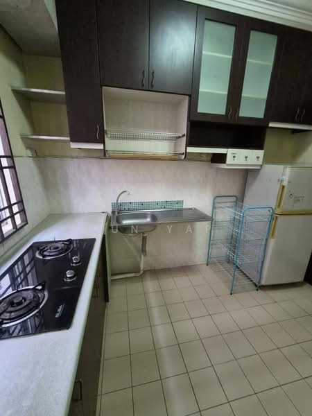 Pangsapuri untuk Disewa di Sri Awana Townhouse - Sun Yap - Kitchen - PropertyGuru.com.my