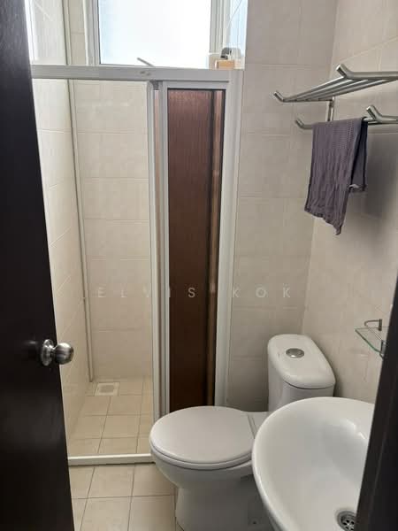 Servis Apartment untuk Dijual di Serviced Residence @ Casa Tiara - Elvis Kok - Bathroom - PropertyGuru.com.my
