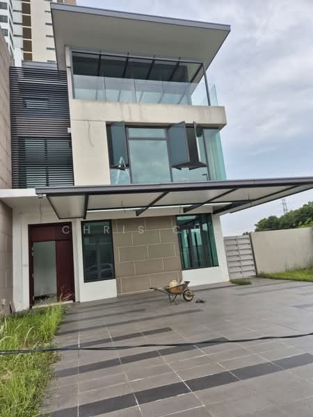 Semi-Detached House for Sale in Subang Jaya (Selangor) - Chris Choo - Exterior - PropertyGuru.com.my