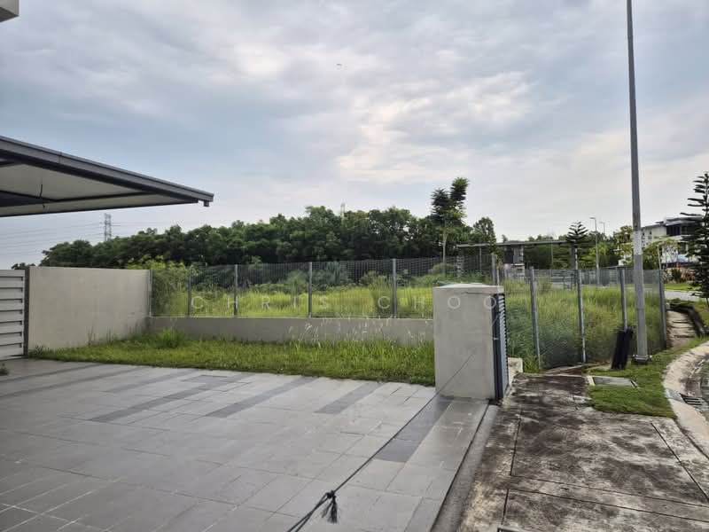 Semi-Detached House for Sale in Subang Jaya (Selangor) - Chris Choo - Exterior - PropertyGuru.com.my