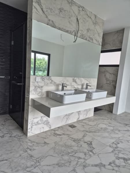 Semi-Detached House for Sale in Subang Jaya (Selangor) - Chris Choo - Bathroom - PropertyGuru.com.my