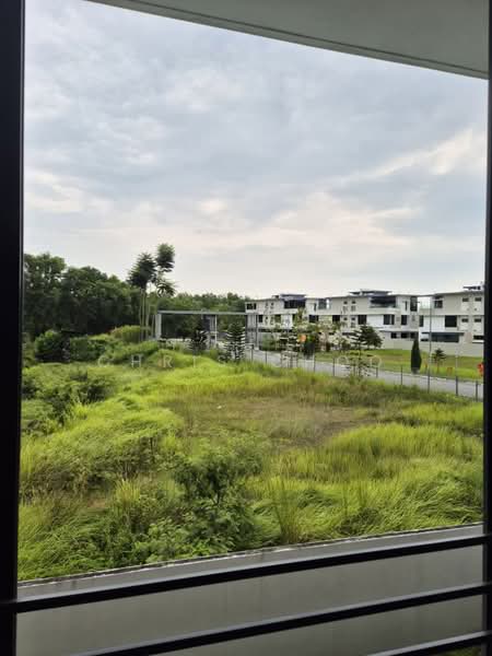 Semi-Detached House for Sale in Subang Jaya (Selangor) - Chris Choo - View - PropertyGuru.com.my