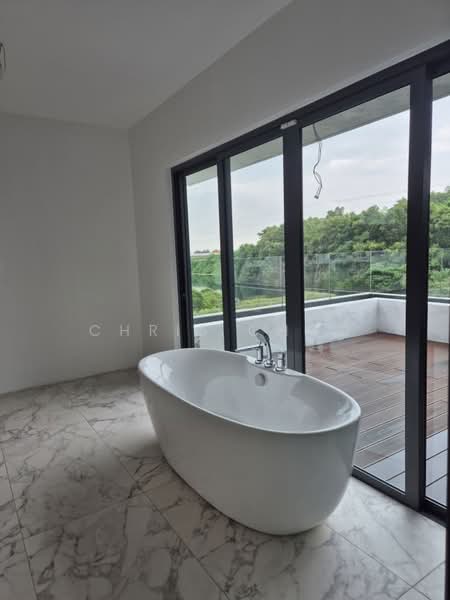 Semi-Detached House for Sale in Subang Jaya (Selangor) - Chris Choo - Bathroom - PropertyGuru.com.my