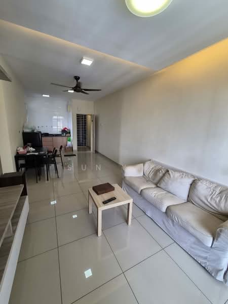 Servis Apartment untuk Disewa di ARC @ Austin Hills - Sun Yap - Living Room - PropertyGuru.com.my