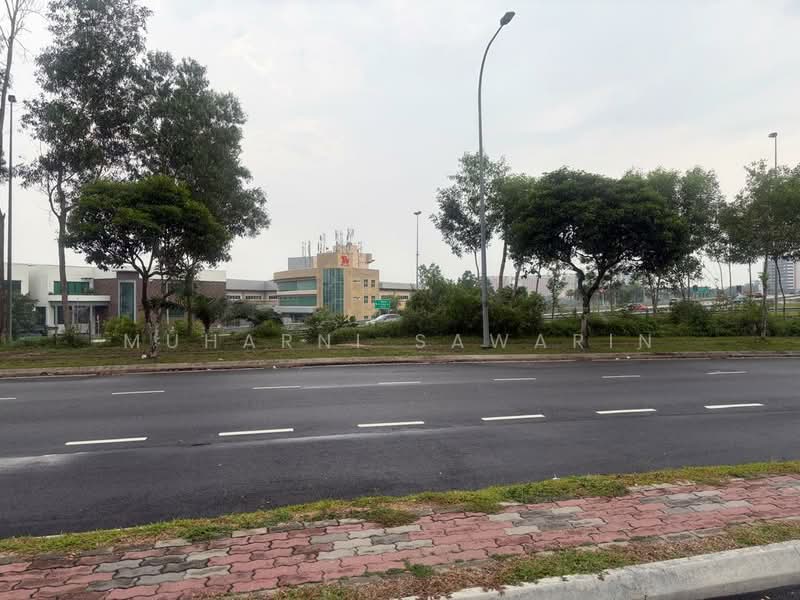 Kedai / Pejabat untuk Disewa di Bukit Jelutong (Shah Alam) - muharni sawarin - Exterior - PropertyGuru.com.my