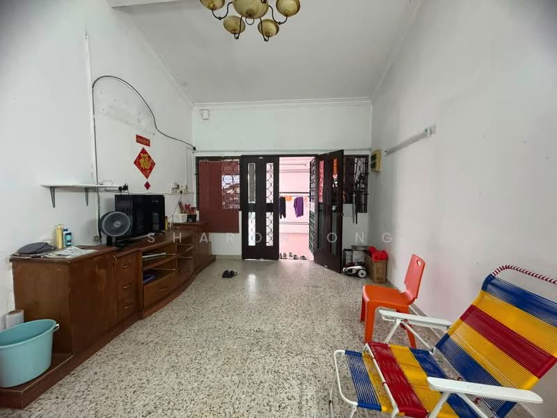 Rumah Teres 1 Tingkat untuk Disewa di Taman Pelangi (Johor Bahru) - Sharon Ong - Living Room - PropertyGuru.com.my