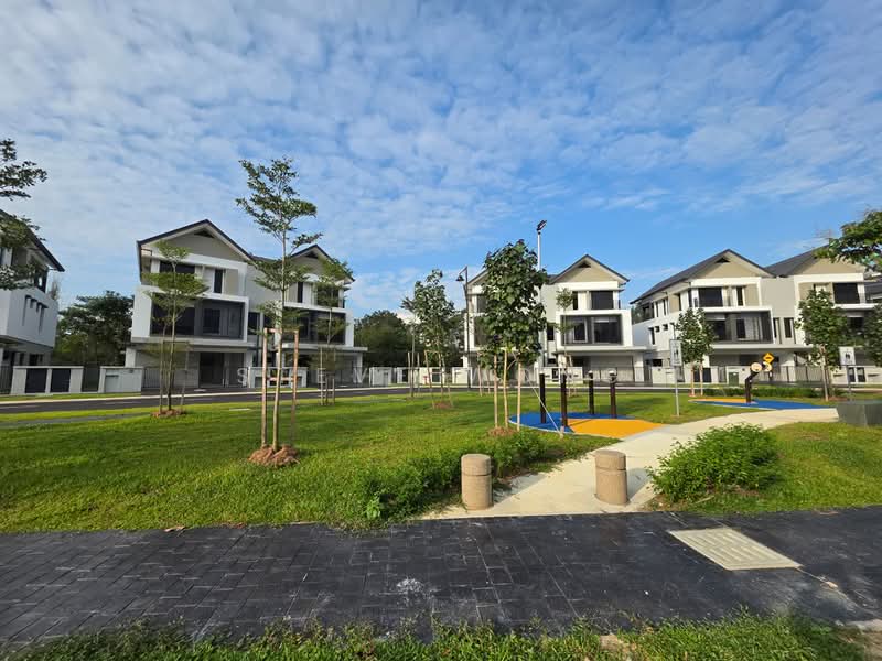 Rumah Berkembar untuk Dijual di Bandar Kinrara Seksyen 8 (Bandar Kinrara) - Steve Wong - PropertyGuru.com.my