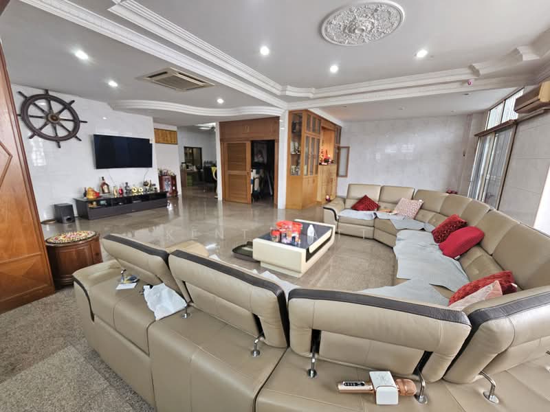 Semi-Detached House for Sale in Bandar Sungai Long (Selangor) - Kent Fatt - Living Room - PropertyGuru.com.my