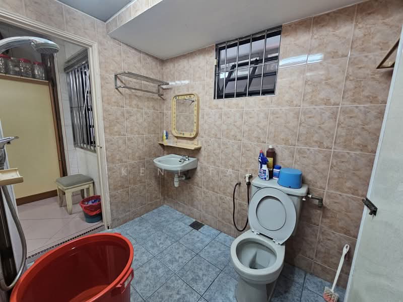 Semi-Detached House for Sale in Bandar Sungai Long (Selangor) - Kent Fatt - Bathroom - PropertyGuru.com.my