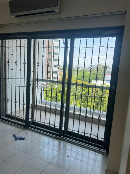 Pangsapuri untuk Disewa di Danga View Apartment - Sun Yap - Balcony - PropertyGuru.com.my