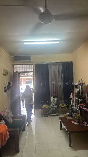 1-storey Terraced House for Sale in Taman Tiara Perdana (Simpang Renggam) - Daniel Yong - Living Room - PropertyGuru.com.my