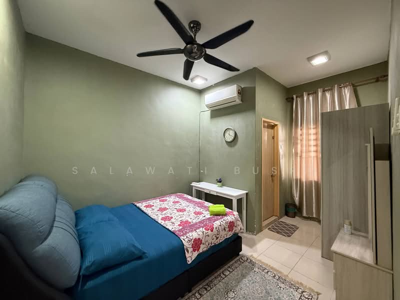 1-storey Terraced House for Sale in Bandar Saujana Putra (Tanjong Duabelas) - Salawati Busro - Bedroom - PropertyGuru.com.my