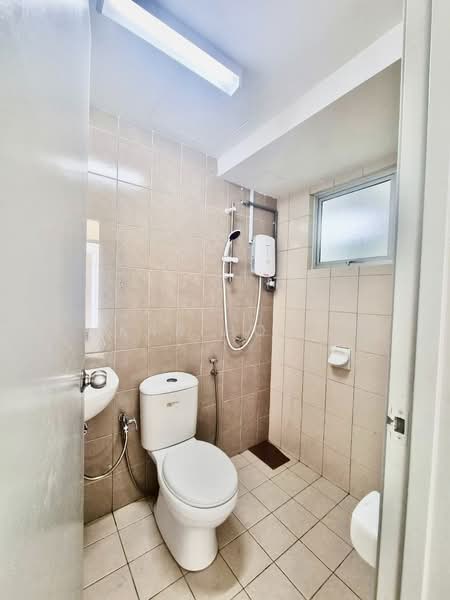 Apartment for Rent at MasReca n19eteen - Kar Hooi - Bathroom - PropertyGuru.com.my