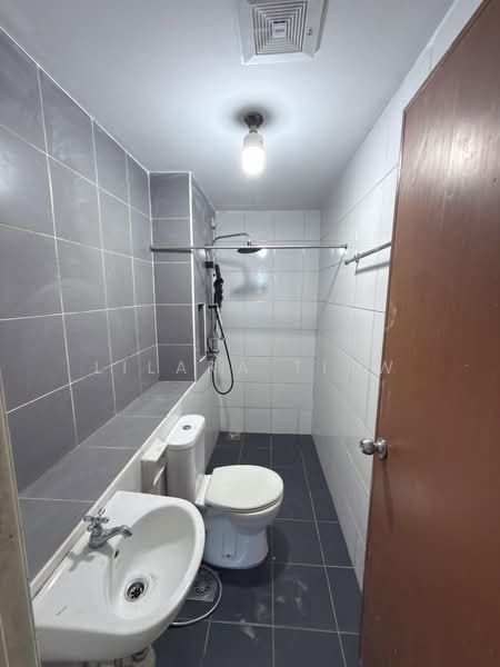Servis Apartment untuk Dijual di Sky Gardens Residences - Lilara Tiew - PropertyGuru.com.my