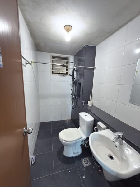 Servis Apartment untuk Dijual di Sky Gardens Residences - Lilara Tiew - PropertyGuru.com.my
