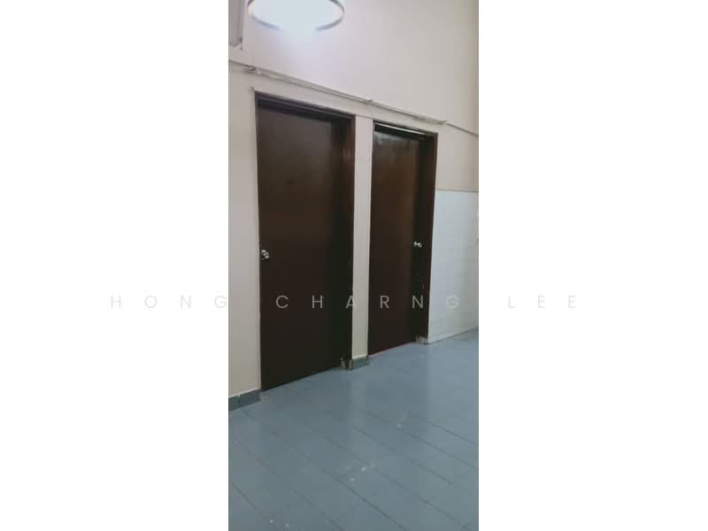 1.5-storey Terraced House for Rent in Permas Jaya (Johor) - Hong Charng Lee - Interior - PropertyGuru.com.my