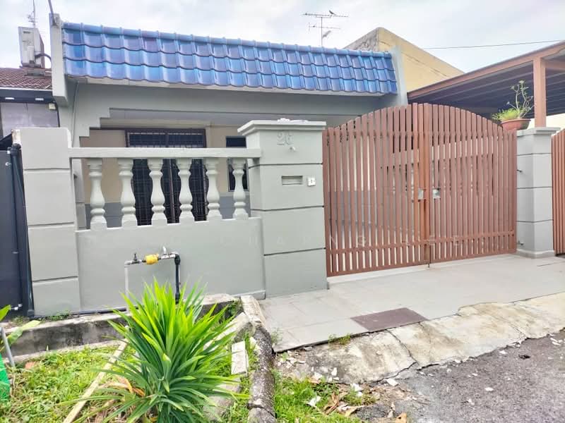 1.5-storey Terraced House for Rent in Permas Jaya (Johor) - Hong Charng Lee - Exterior - PropertyGuru.com.my