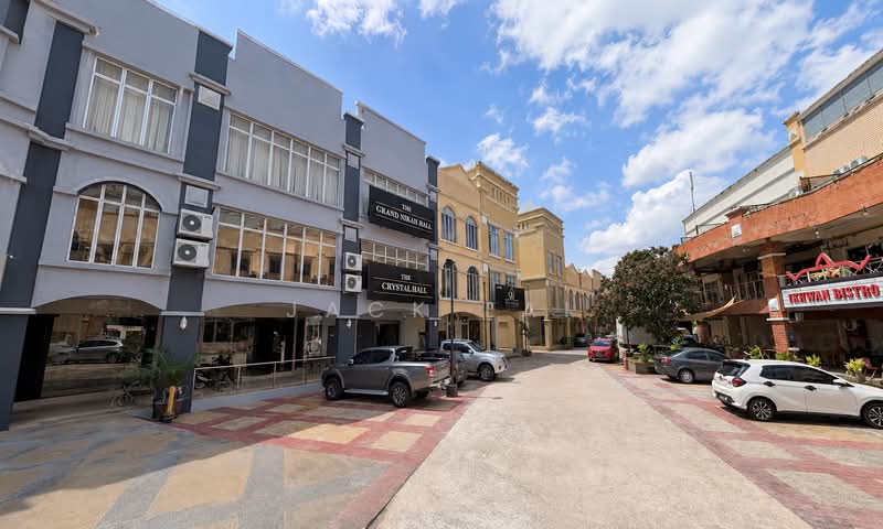 Kedai / Pejabat untuk Dijual di Shah Alam (Selangor) - Jack Lai - Exterior - PropertyGuru.com.my