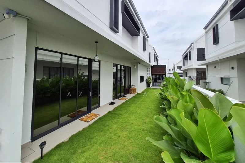 Semi-Detached House for Sale in Elmina (Shah Alam) - Azian Nasa - PropertyGuru.com.my