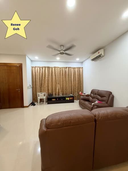 Rumah Teres 3 Tingkat untuk Dijual di Bukit Dumbar (Jelutong) - Renee Goh - Living Room - PropertyGuru.com.my