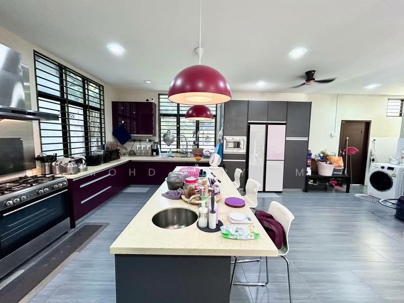 Rumah Berkembar untuk Dijual di Sungai Buloh (Selangor) - Mohd Adryzam - Kitchen - PropertyGuru.com.my