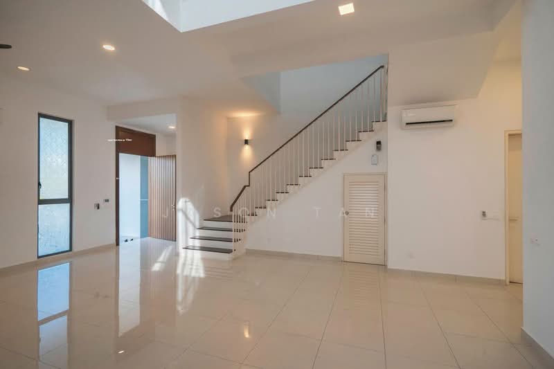 Rumah Berkembar untuk Dijual di Setia Alam (Selangor) - Jason Tan - Living Room - PropertyGuru.com.my