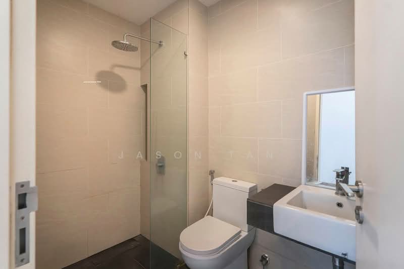 Rumah Berkembar untuk Dijual di Setia Alam (Selangor) - Jason Tan - Bathroom - PropertyGuru.com.my