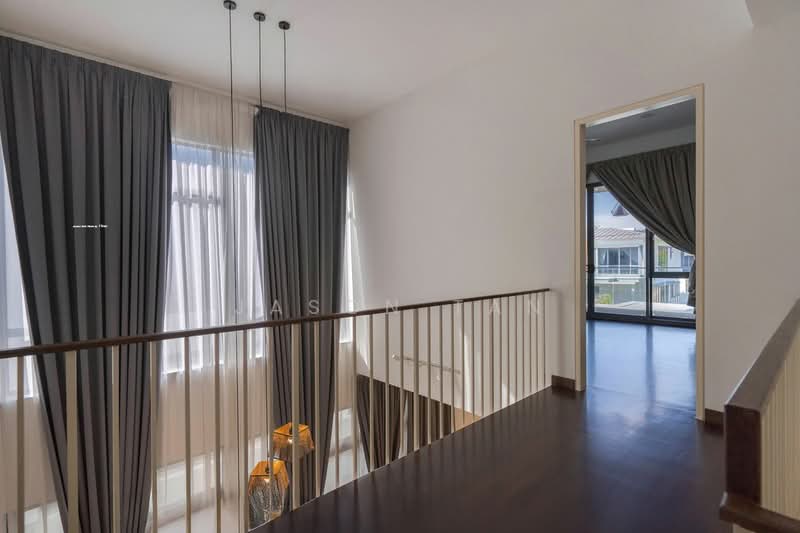 Rumah Berkembar untuk Dijual di Setia Alam (Selangor) - Jason Tan - Corridor - PropertyGuru.com.my