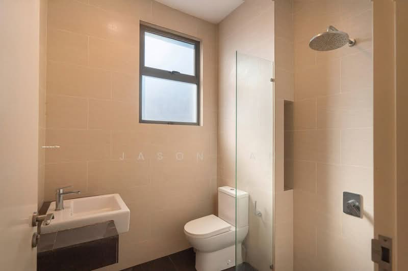 Rumah Berkembar untuk Dijual di Setia Alam (Selangor) - Jason Tan - Bathroom - PropertyGuru.com.my
