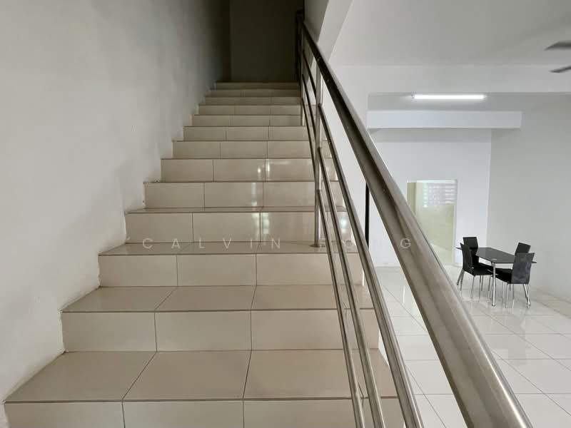 2-storey Terraced House for Sale in Bandar Mutiara (Sungai Petani) - Calvin Fong - Stairs towards 2nd floor - PropertyGuru.com.my