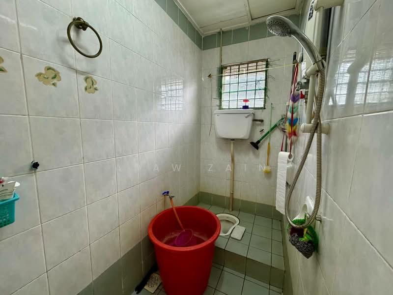 2-storey Terraced House for Sale in Seksyen U9 (Shah Alam) - Adaw Zain - Bathroom - PropertyGuru.com.my
