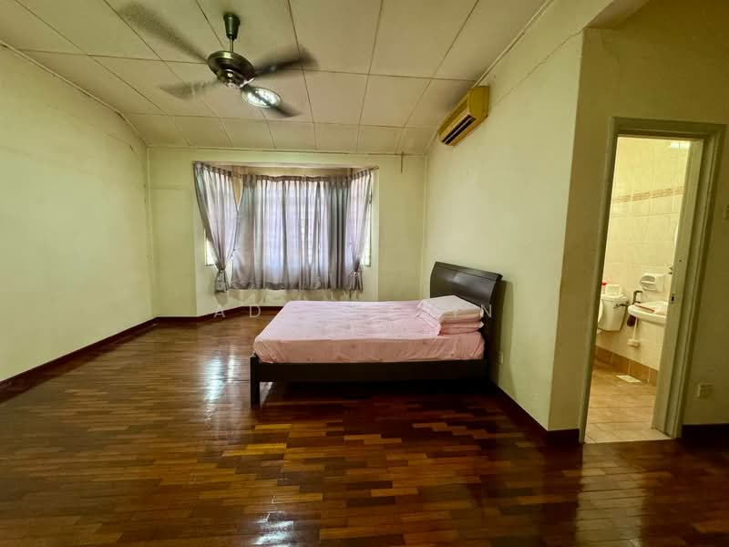2-storey Terraced House for Sale in Seksyen U9 (Shah Alam) - Adaw Zain - Bedroom - PropertyGuru.com.my