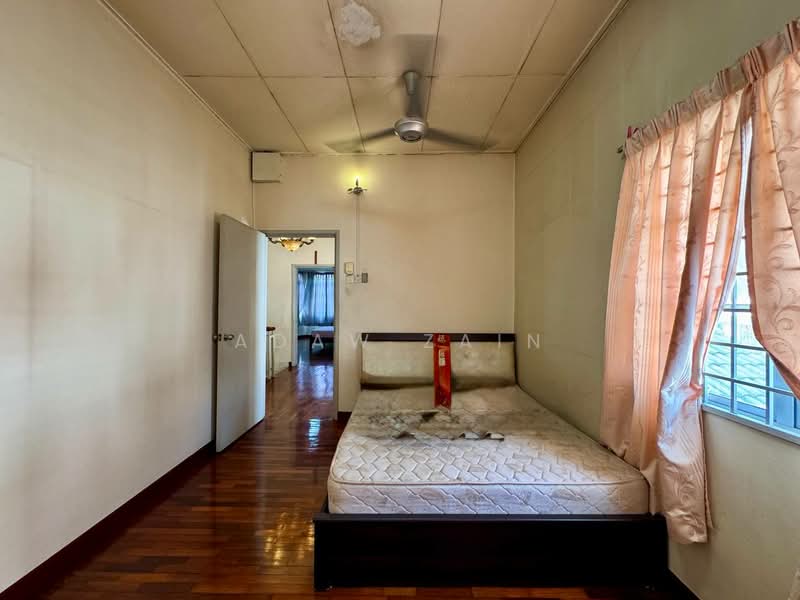 2-storey Terraced House for Sale in Seksyen U9 (Shah Alam) - Adaw Zain - Bedroom - PropertyGuru.com.my