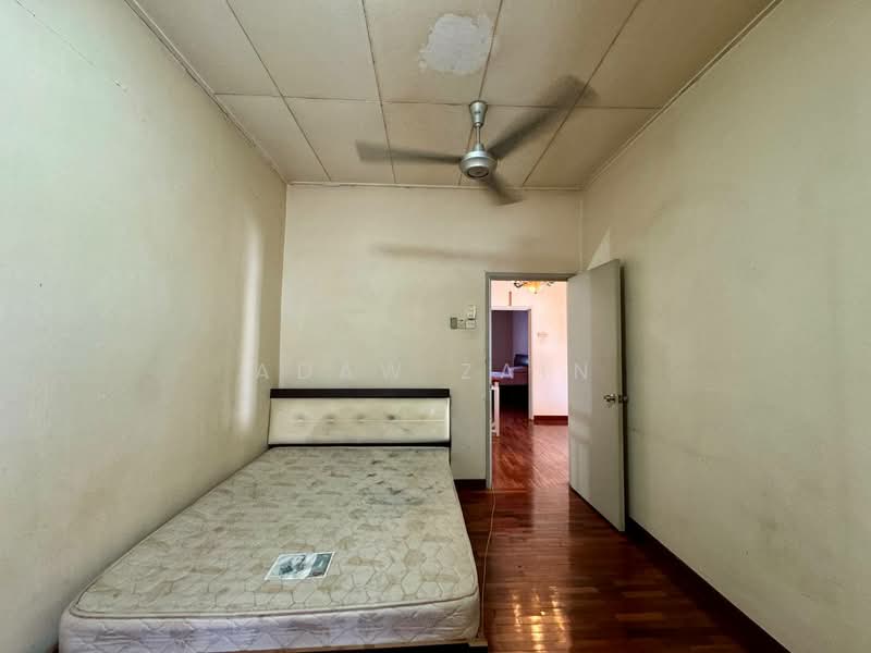 2-storey Terraced House for Sale in Seksyen U9 (Shah Alam) - Adaw Zain - Bedroom - PropertyGuru.com.my