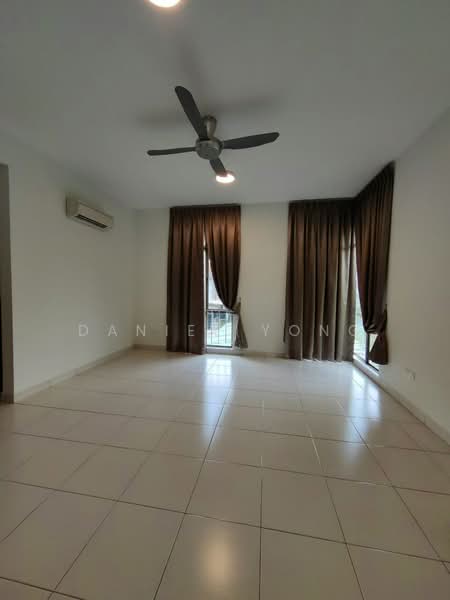 Cluster House for Sale in Taman Sutera Utama (Skudai) - Daniel Yong - Living Room - PropertyGuru.com.my