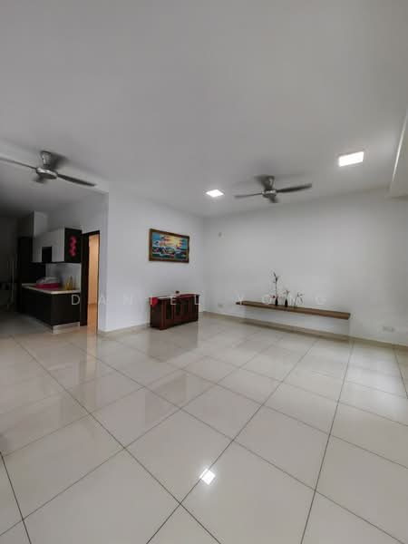 Cluster House for Sale in Taman Sutera Utama (Skudai) - Daniel Yong - Living Room - PropertyGuru.com.my