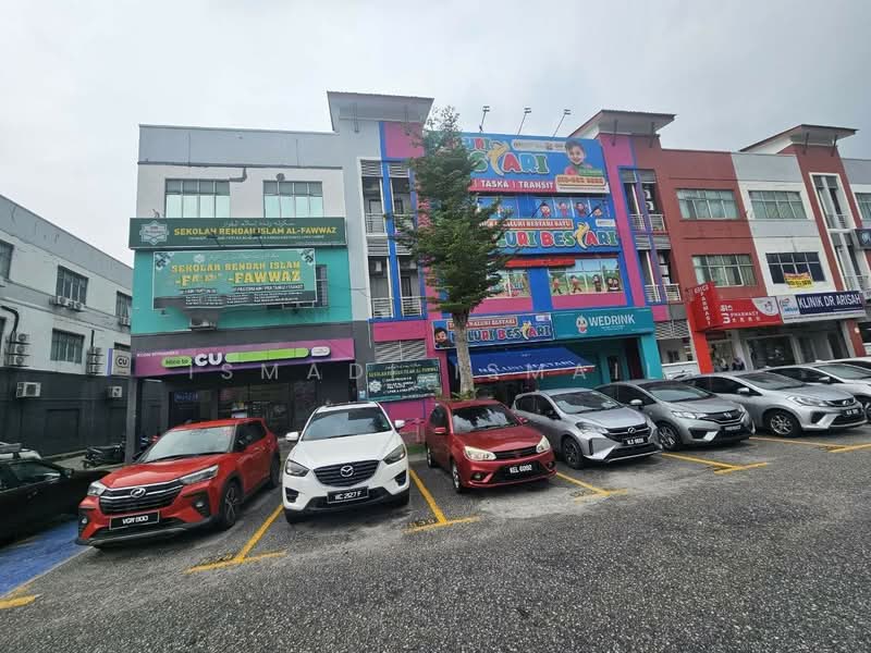 Shop / Office for Sale in Subang Bestari (Shah Alam) - Ismadi Ismail - Exterior - PropertyGuru.com.my