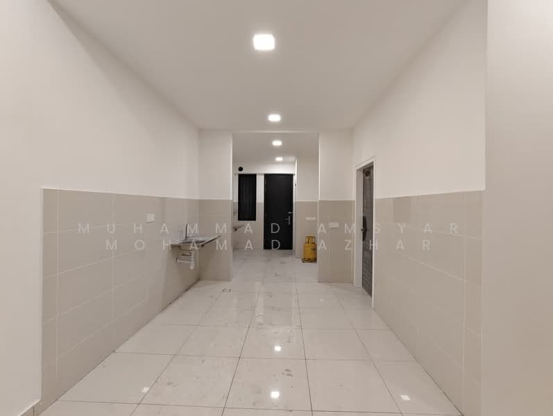 Rumah Teres 2 Tingkat untuk Dijual di Elmina (Shah Alam) - Muhammad Amsyar Mohamad Azhar - Corridor - PropertyGuru.com.my