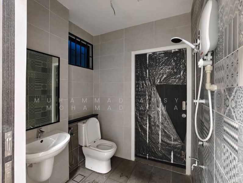 Rumah Teres 2 Tingkat untuk Dijual di Elmina (Shah Alam) - Muhammad Amsyar Mohamad Azhar - Bathroom - PropertyGuru.com.my