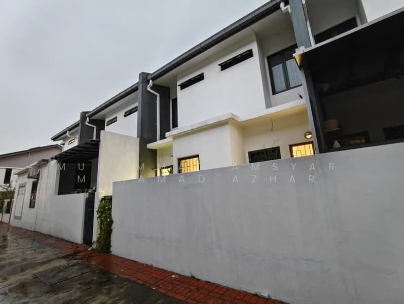 Rumah Teres 2 Tingkat untuk Dijual di Elmina (Shah Alam) - Muhammad Amsyar Mohamad Azhar - Exterior - PropertyGuru.com.my