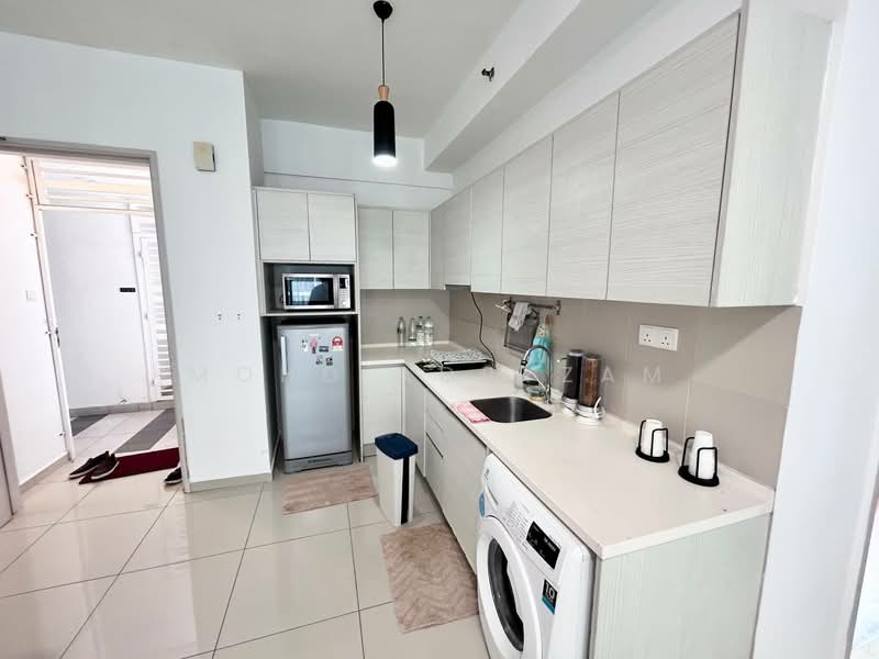 Service Residence for Rent at i-SOHO @ i-City - Mohd Adryzam - Kitchen - PropertyGuru.com.my